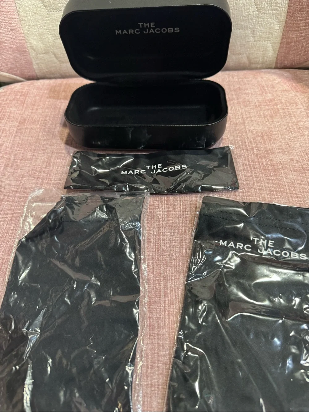 Marc Jacobs sunglasses case